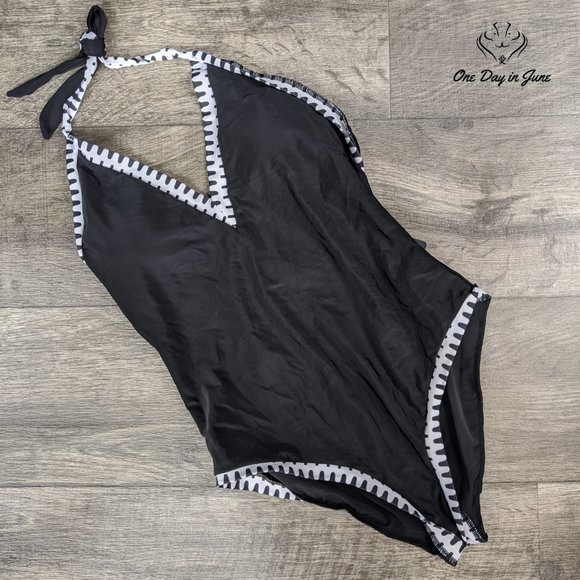 Vintage Deep V Neck Halter Backless Monokini - Picture 3 of 3